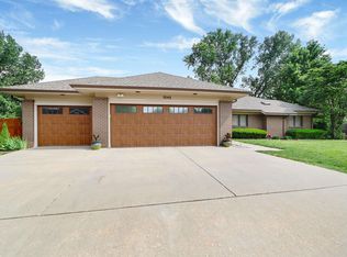 1545 Tamerisk Dr, Junction City, KS 66441