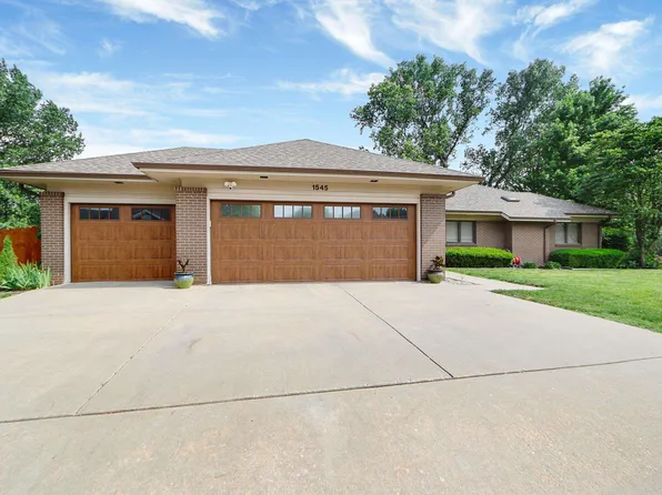 1545 Tamerisk Dr, Junction City, KS 66441