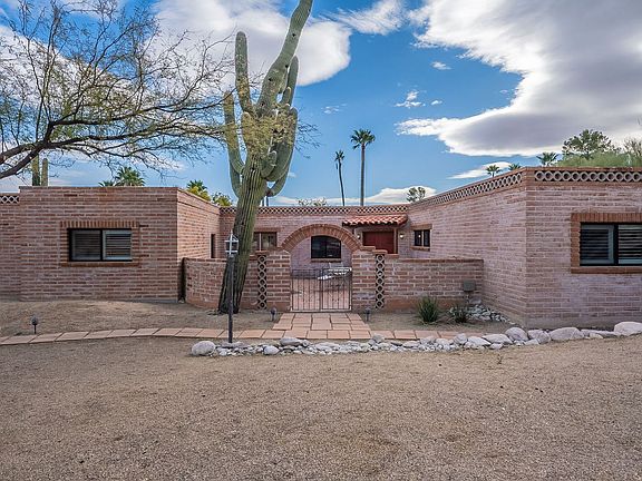 5th image of 7602 E Sabino Vista Dr