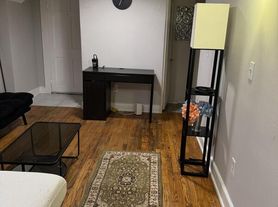 2352 College St, Jacksonville, FL