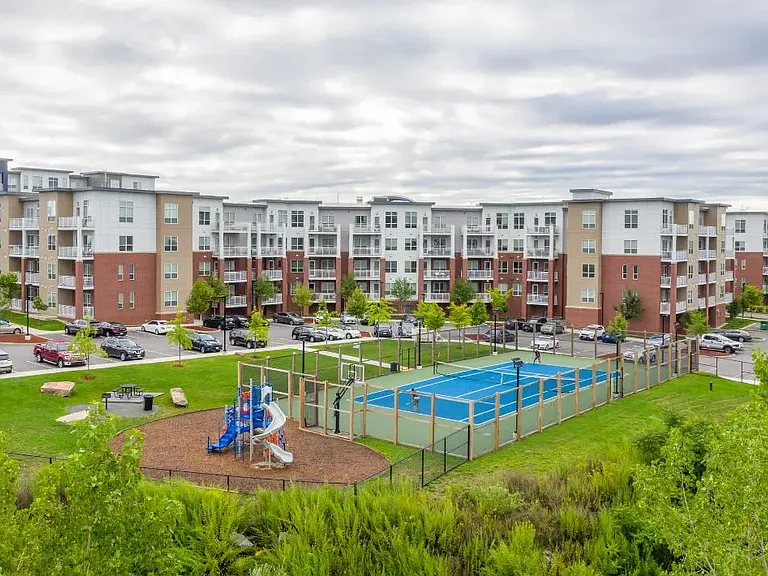 Elevation Apartments at Crown Colony — Photo 23