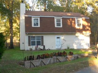 202 Don Juan Cir, Yorktown, VA 23693