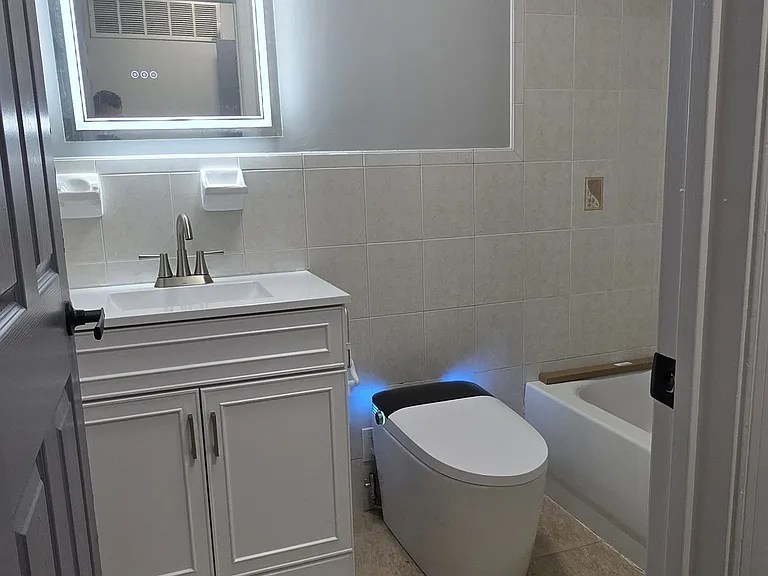 306 Marshall St #2 — Photo 12