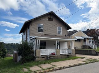 608 Crest Ave, Charleroi, PA 15022