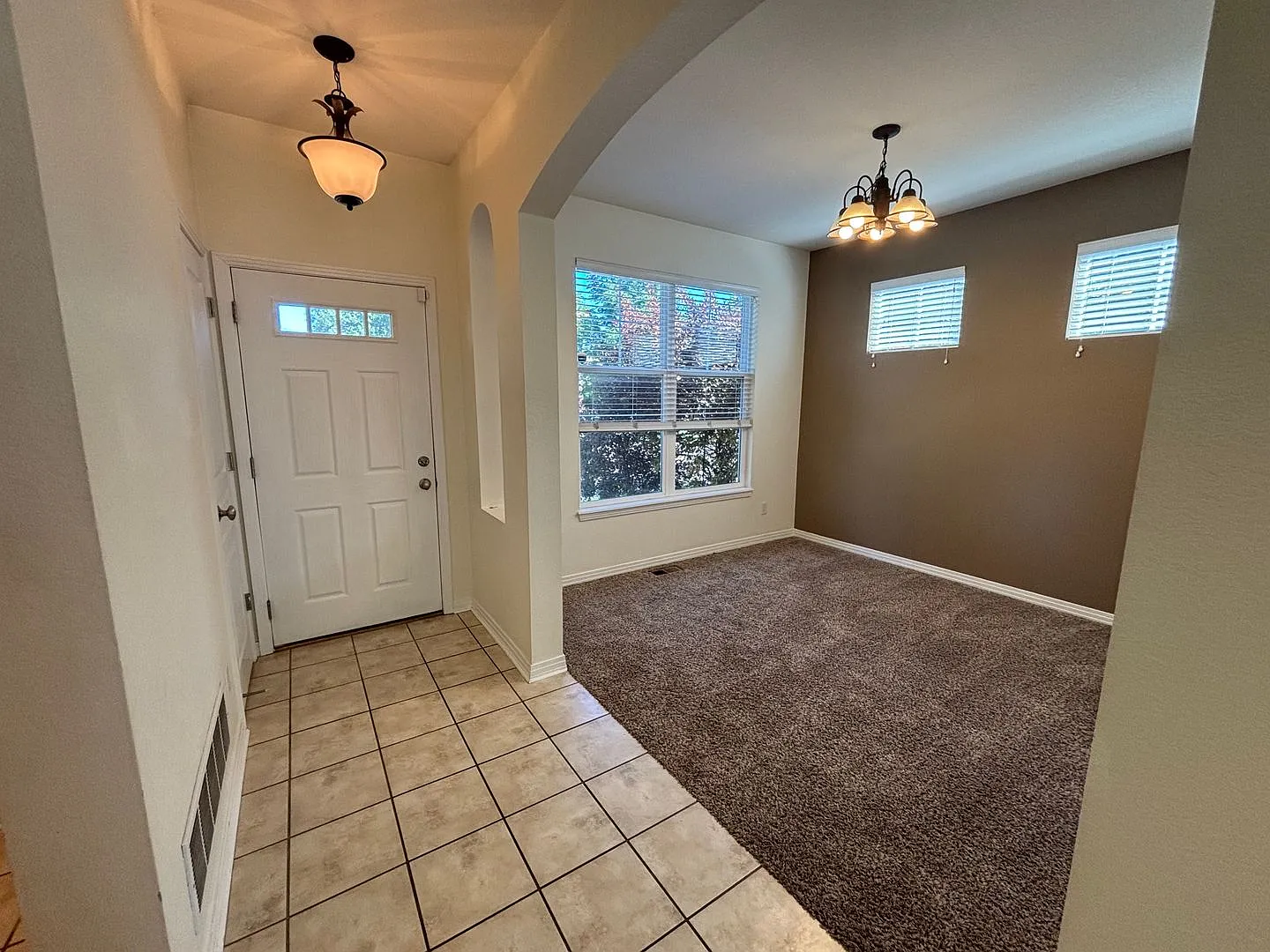 Spacious Living in a Desirable Fort Collins Neighborhood — Photo 4