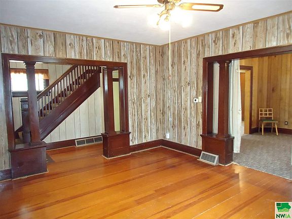 5th image of 831 Lake Ave