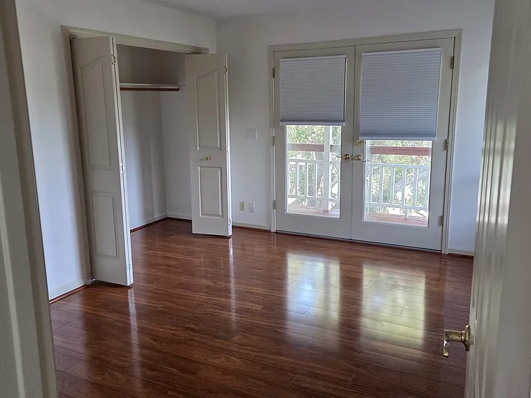 901 Filmore St — Photo 9