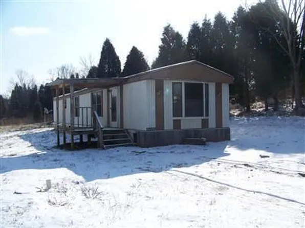 2449 White Oak Rd, Blue Creek, OH 45616