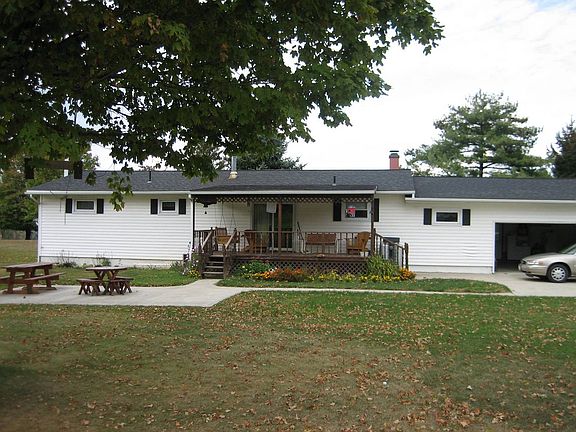 3rd image of 9639 Roley Hills Rd