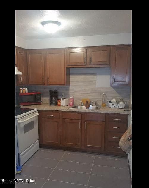 2nd image of 5045 Dostie Dr S