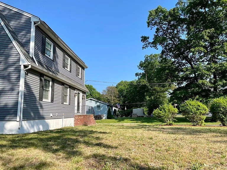 44 Toll Rd — Photo 6