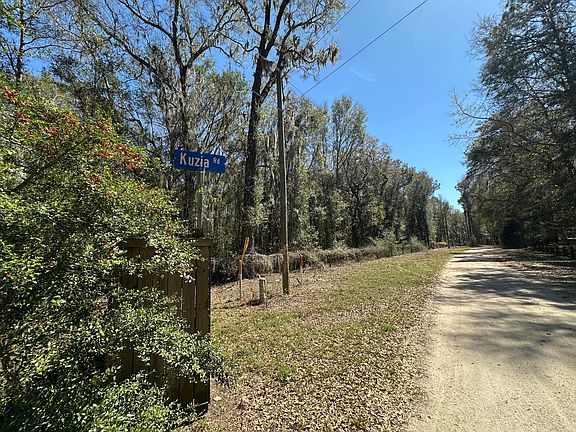 3rd image of 5194 Kuzia Rd