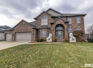 2725 Dickens Dr, Springfield, IL 62711