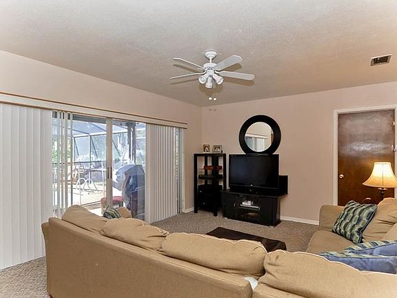 5th image of 1203 Lady Elaine Dr
