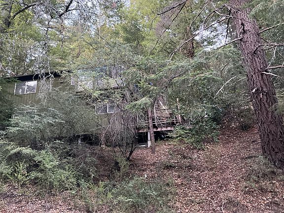 2nd image of 120 Fairmount Dr