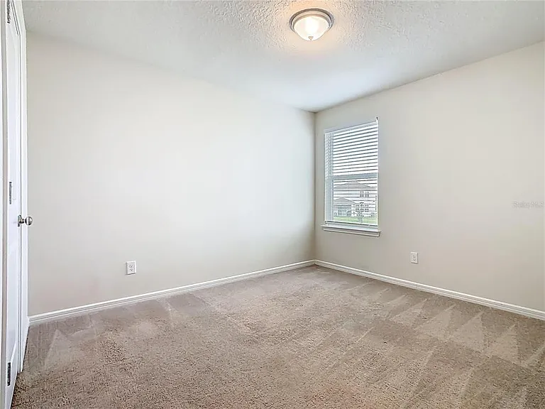 1823 Summer Serenity Dr — Photo 35
