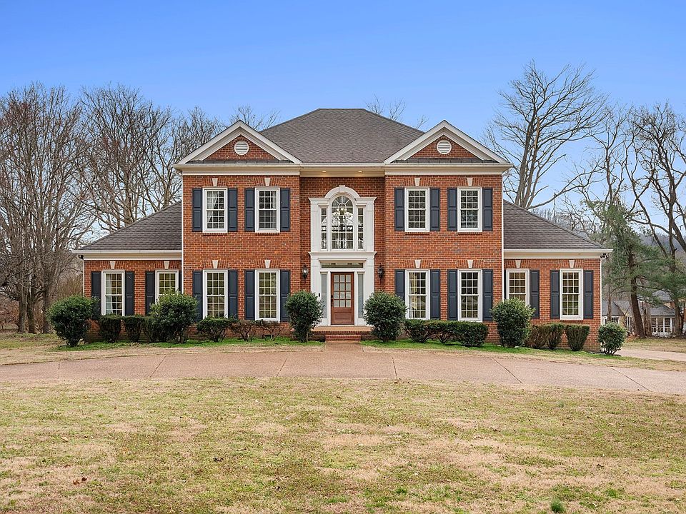 1st image of 501 Solomon Dr