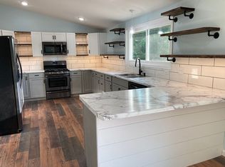 3006 148th Ave W, Milan, IL 61264
