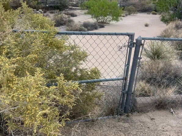 406 San Pedro Loop, Elephant Butte, NM 87935