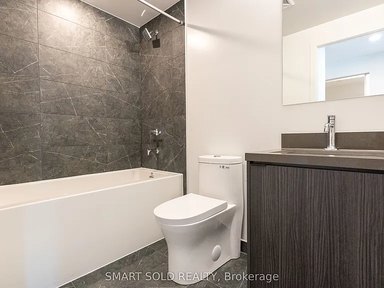 252 Church St #5609 — Photo 13