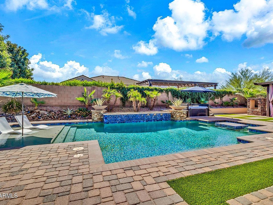 1st image of 2827 E BELLERIVE Drive