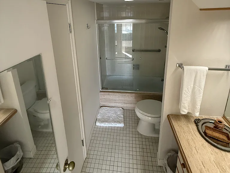1122 Colorado St #1108 — Photo 4