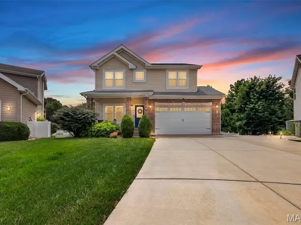 72 Brimstone Cor, O'Fallon, MO 63366