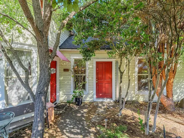 508 N Main St, Ashland, OR 97520