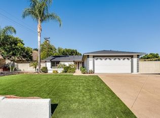 5684 Ruthwood Dr, Calabasas, CA 91302