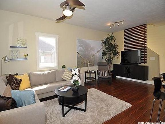 3rd image of 1532 W Wyngate Park Dr