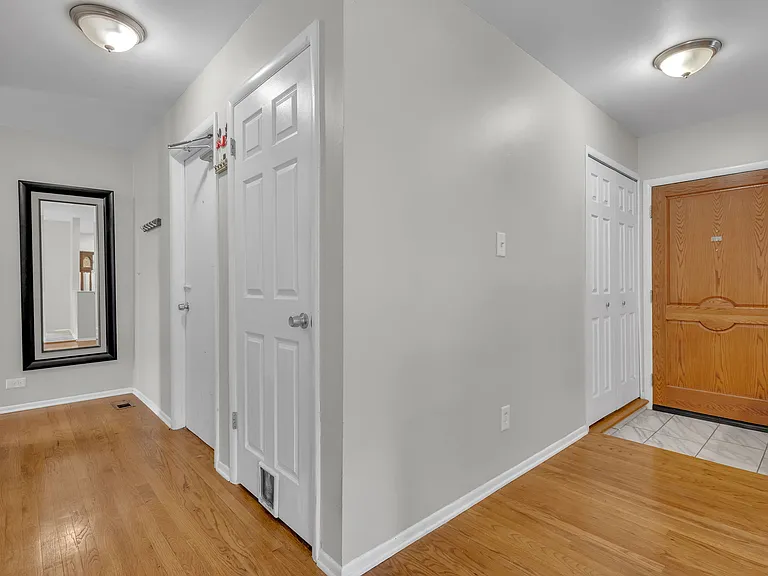 23520 Brandywynne St — Photo 35