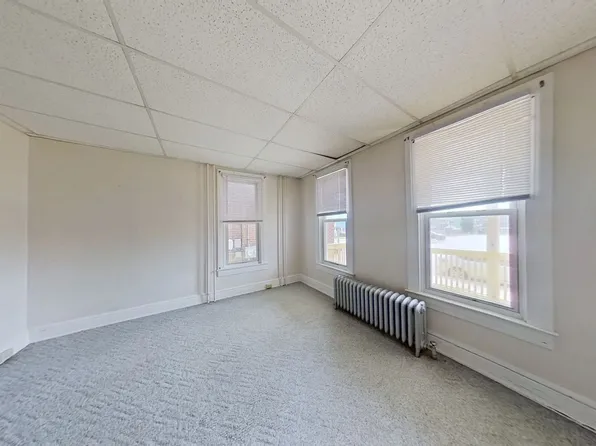 1819 W Market St APT 1, York, PA 17404