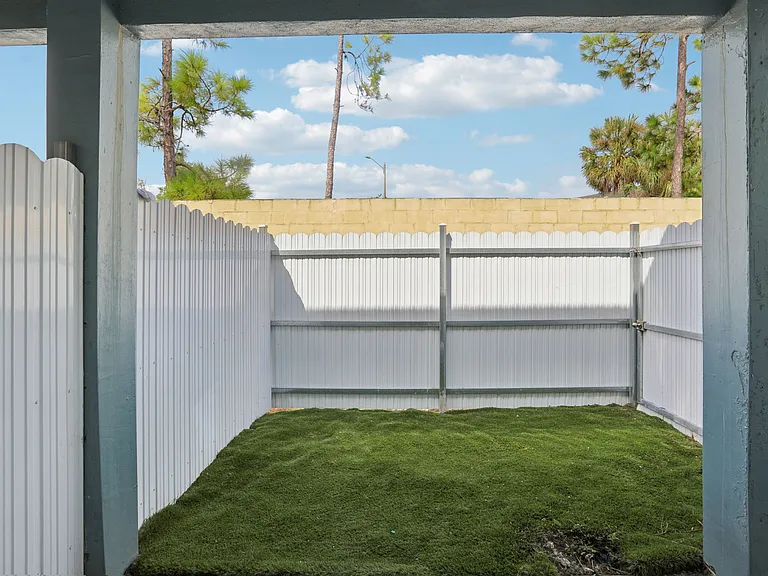 Serenity Lake Apartments — Photo 64