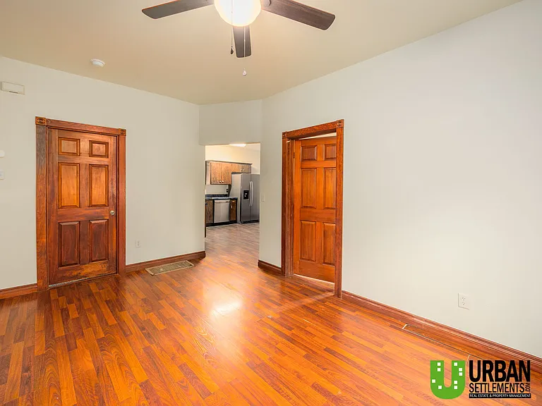 1511 W Gardner Ave — Photo 6