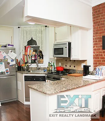 Sold by Exit Realty Landmark | media 14