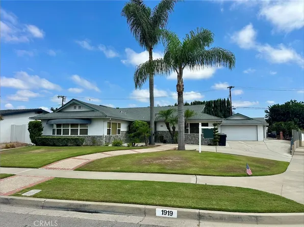 1919 Aspen Cir, Fullerton, CA 92835