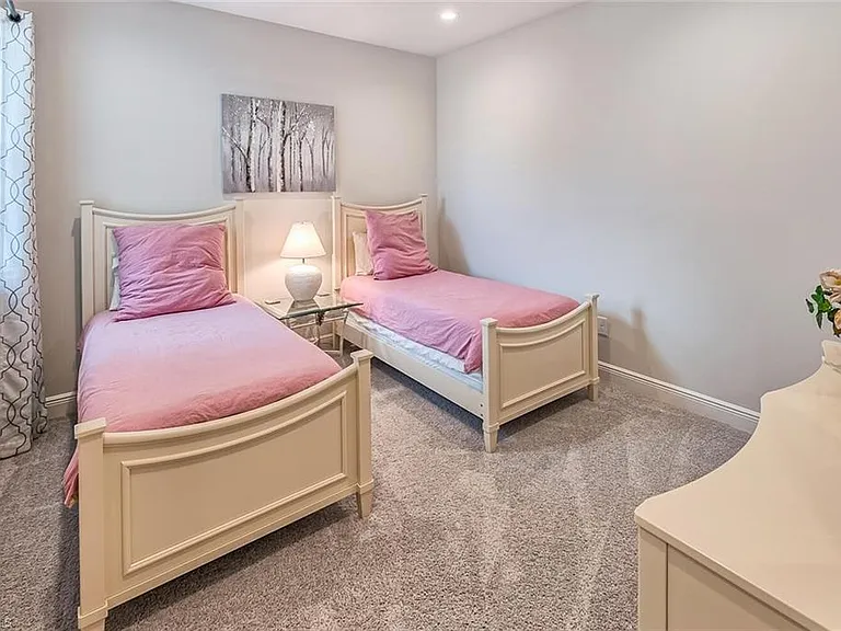 6954 Avalon Cir #707 — Photo 13