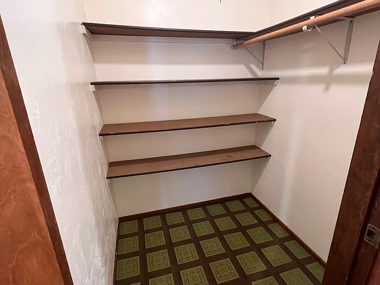 1010 Midway Dr NE #10 — Photo 21