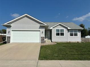 2300 Sunrise St, Perry, IA 50220