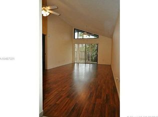 1701 NW 73rd Ave, Plantation, FL 33313