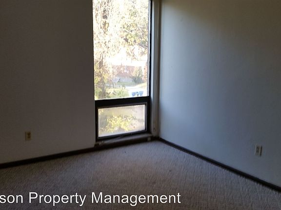4th image of 1124 W McCarty St APT B