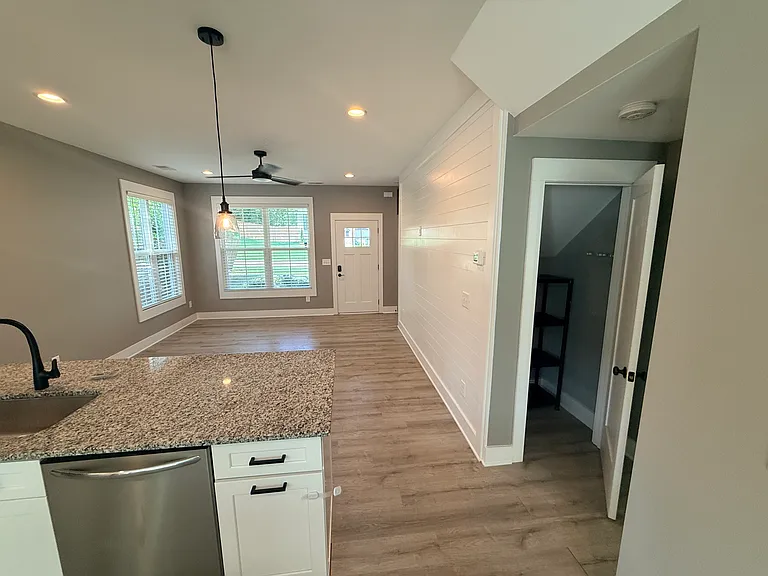 4 Plum Dr — Photo 9
