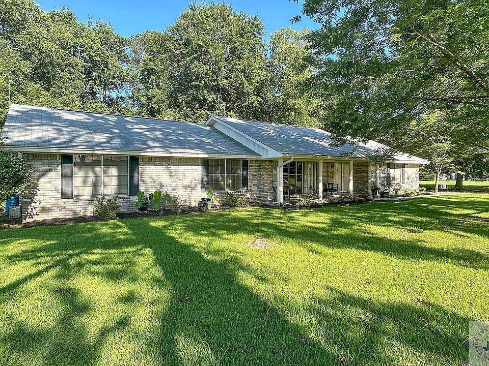 1st image of 4906 Twin Oaks