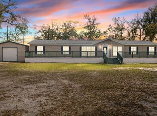 605 Governor Ave NE, Branford, FL 32008