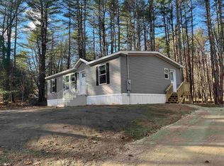 23 Stoneview Rd, Ossipee, NH 03864