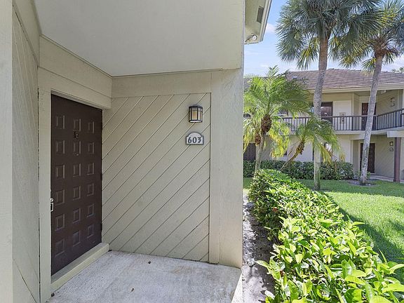 3rd image of 159 NW 70th St APT 603