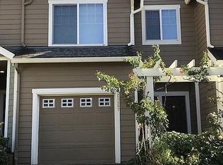 20457 Hoodview Ave, West Linn, OR 97068