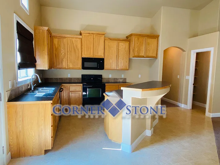 1764 Ridge Way — Photo 9