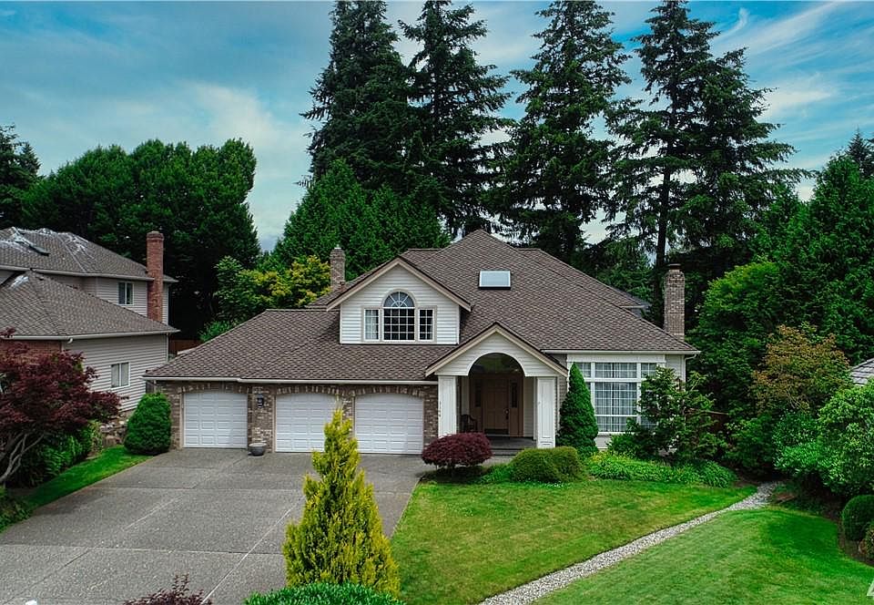 1st image of 3144 234th Ct SE