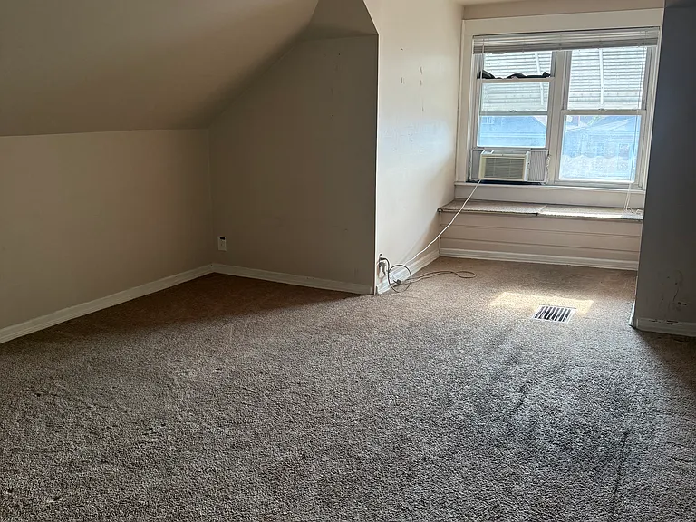 5045 N Monitor Ave — Photo 5